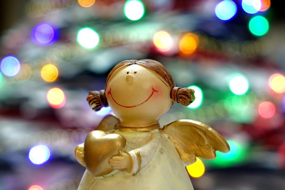 angel figurine ornament 564351